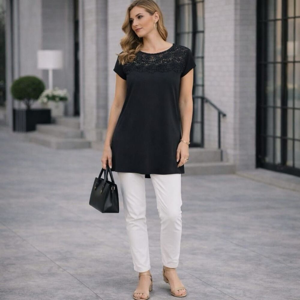 Shoshanna Floral Lace Top Size P Black SMALL Soft Stretch Rayon Cap Sleeve